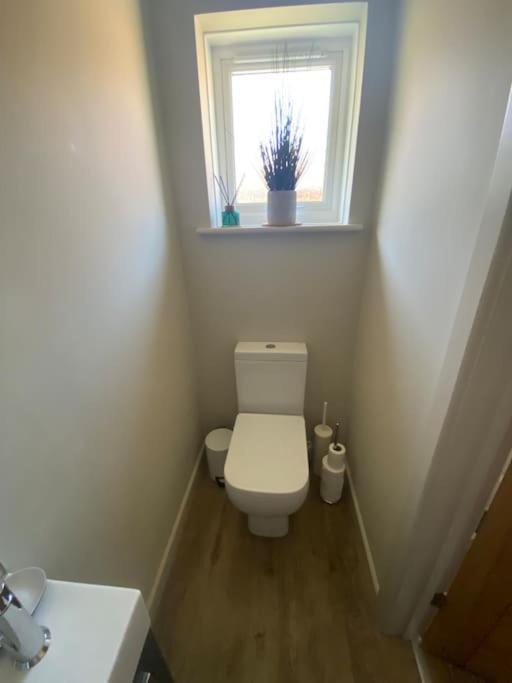 Beautiful 3 Bed Home In The Heart Of New Forest Hordle Extérieur photo