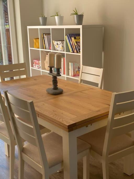 Beautiful 3 Bed Home In The Heart Of New Forest Hordle Extérieur photo